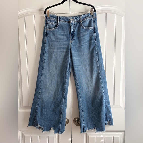 Pilcro Denim - PILCRO Blue Wide Leg Raw Hem Denim Jeans Pants Women's Size 31 Medium Wash